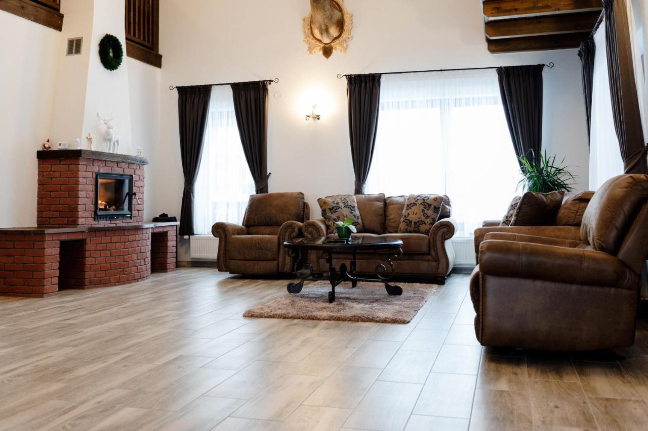Transylvanian Relax House Lupeni  Exteriör bild